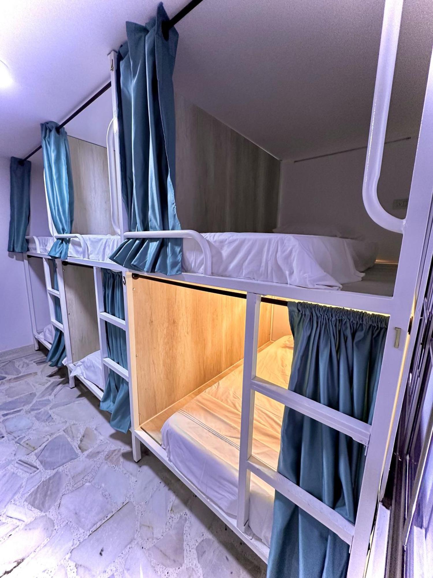 The View Hostel & Lounge Cali Exterior photo