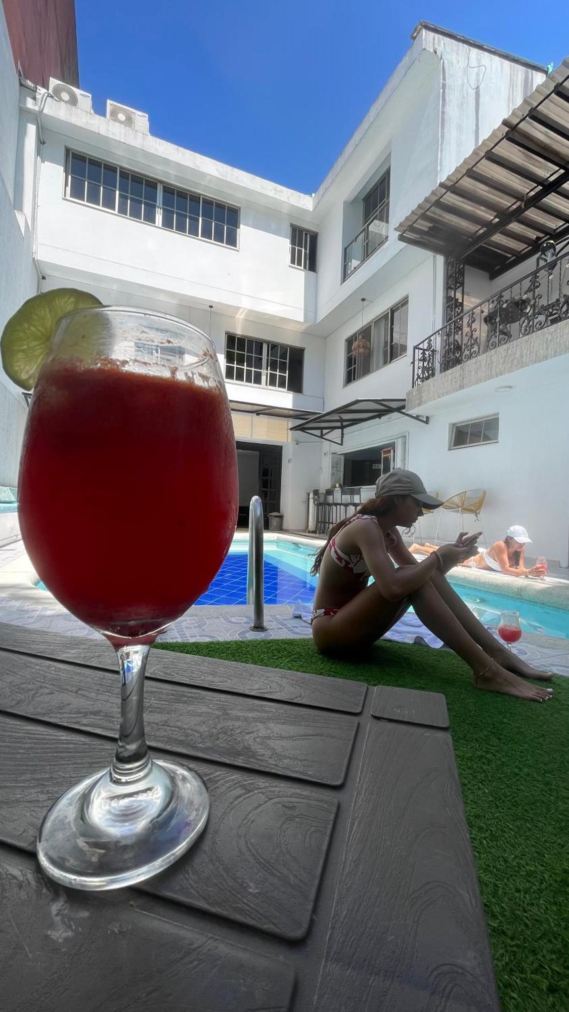 The View Hostel & Lounge Cali Exterior photo